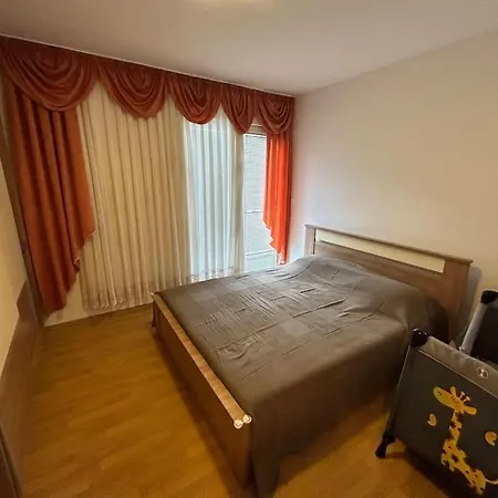 Dua Al Mar With Parking And Balcony Apartmán *