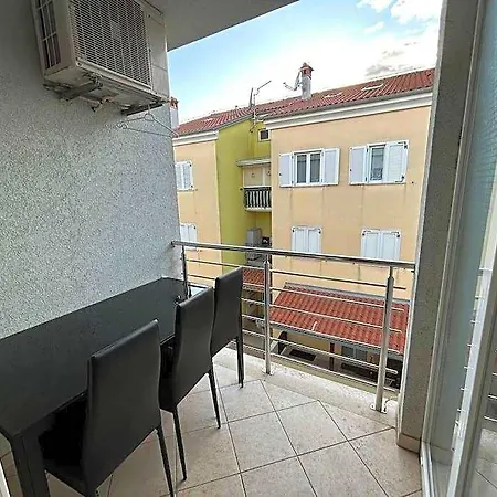 Dua Al Mar With Parking And Balcony 公寓 *