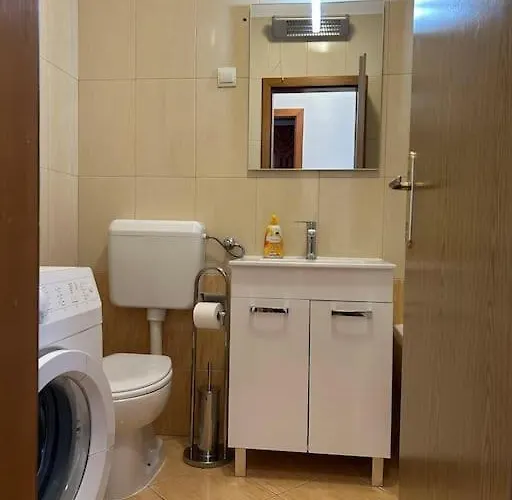 Apartamento Dua Al Mar With Parking And Balcony